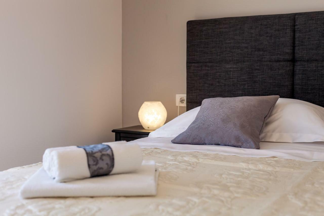 Apartments Solmar โปดสตรานา ภายนอก รูปภาพ